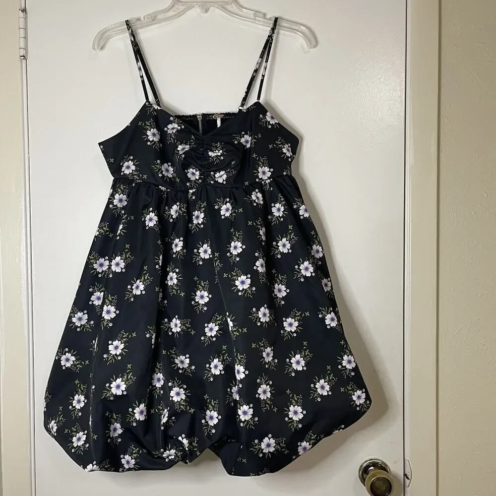 NEW! Free people In A Bubble Mini Dress black floral size medium $128